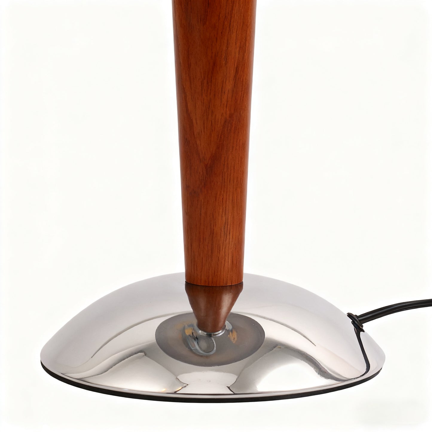 YANSUN 2-Light Table Lamp with Wood Base, Chrome Finish, Retro Flying Saucer Design, E12 Candelabra Sockets