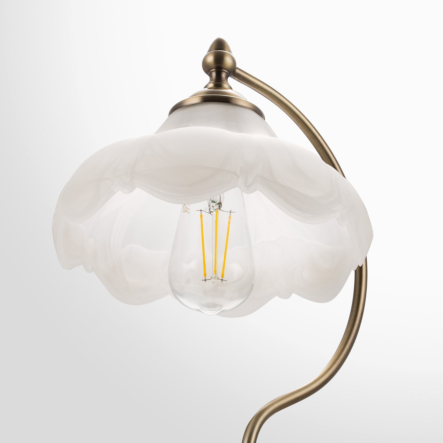 YANSUN 16.93 in. 1-Light Brass Dome Metal Table Lamp - Vintage Retro Traditional Style, for Living Room, Bedroom, or Office
