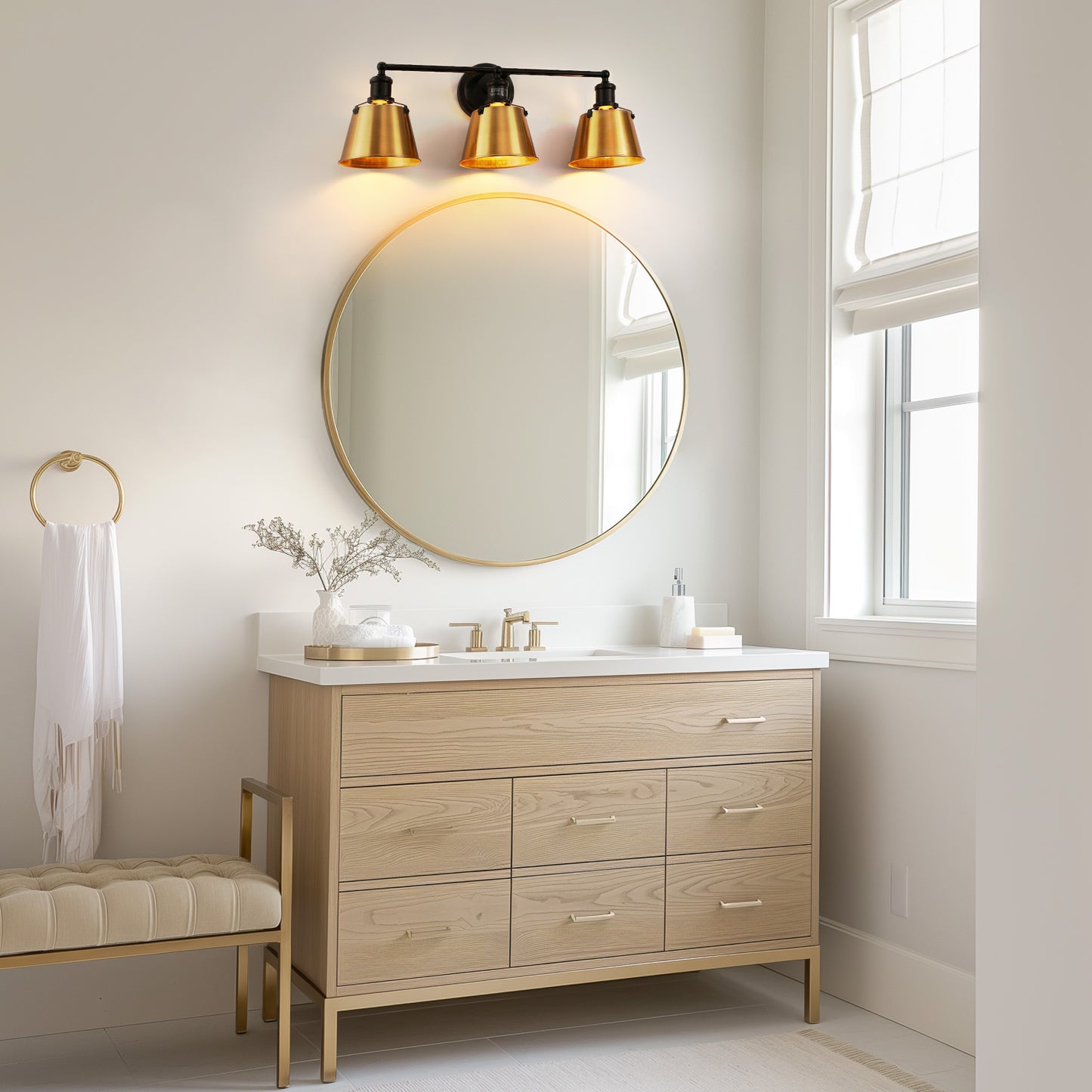 YANSUN 3-Light Vanity Light with Black and Gold Finish, Non-Integrated Design, E26 Sockets