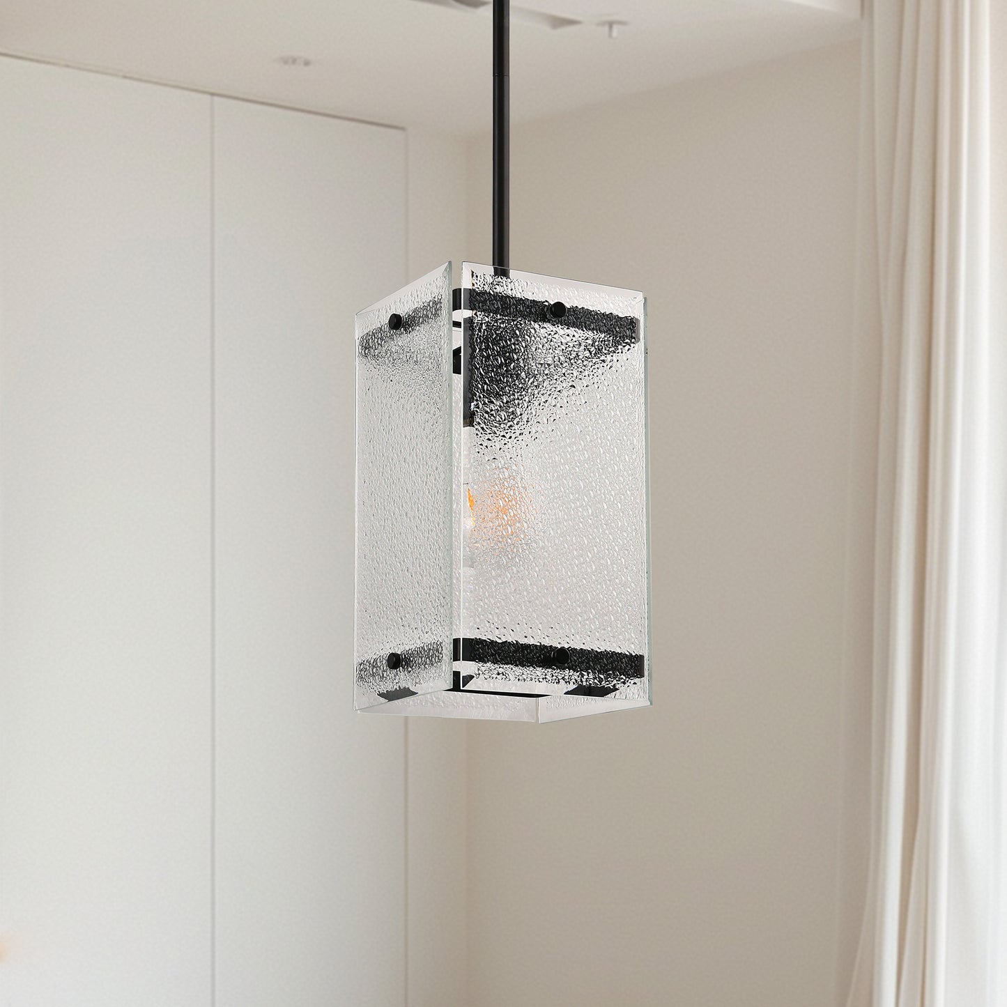 YANSUN Modern 1-Light Black Pendant Light with Stone-Pattern Glass Shade and Beveled Edge, Adjustable Rod, E26 Base
