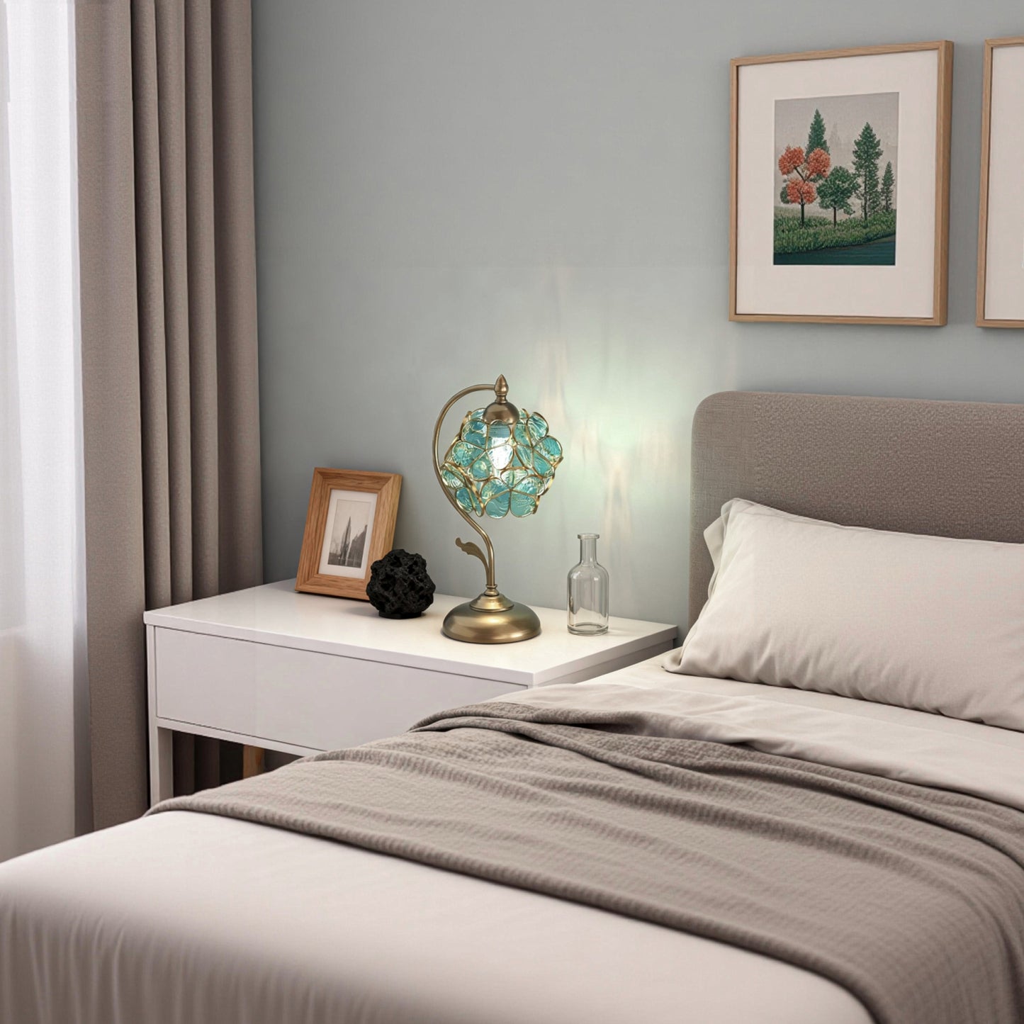 YANSUN 9.8in Green Glass Flower Table Lamp with Brass Finish E26 Bedside Desk Light Fixture