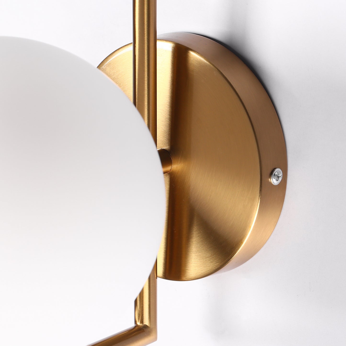 YANSUN 6.7 in. 1-Light Modern Indoor Wall Sconce in Brass Finish with Globe Shade, E26 Base, for Bedroom, Living Room, Hallway