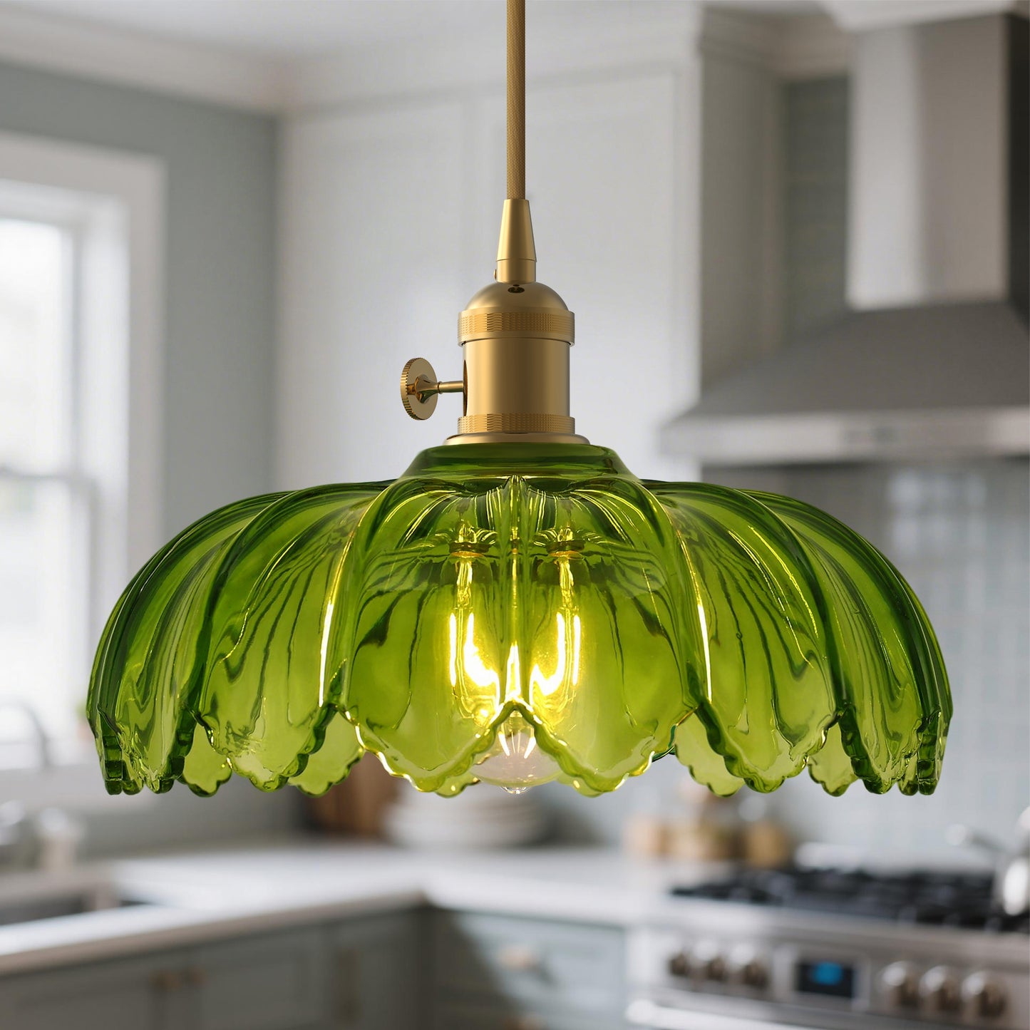 YANSUN Traditional Petal Pendant Light, Single E26 Bulb, Green Glass, Copper Electroplated, Island Lighting